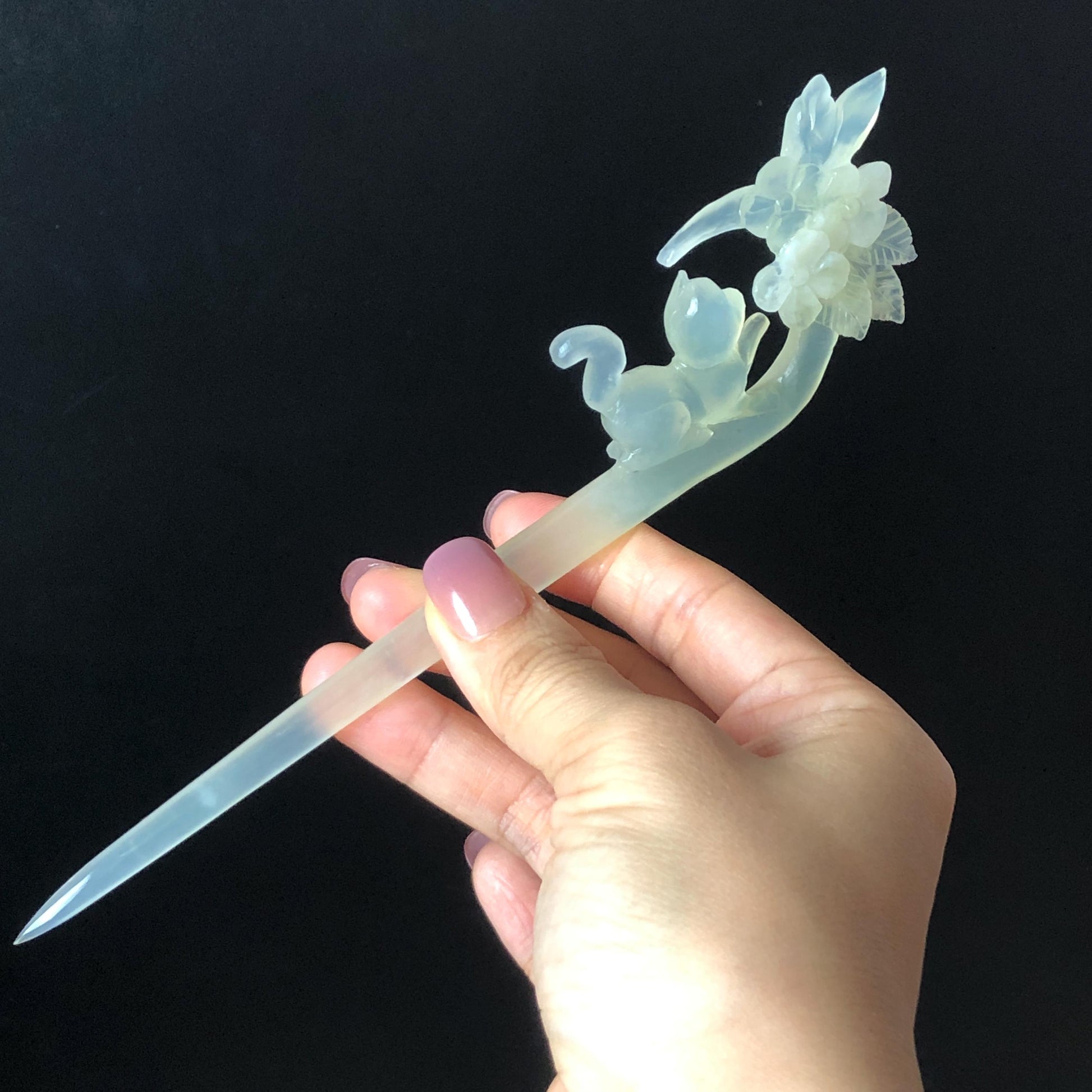 Xiu Jade Serpentine Hand Carved Cat Kitten & Flowers Hair Pin: Natural Bicolour White Green Jade Handcrafted Hanfu Hair Stick | Asian Chinese Vintage Style Hairpin Gift for her hand engraved green jade carving hand carved cat hairpin cat carving hand engraved flower hair stick chinese jade hair comb hanfu hair fork korean hairpins japanese hair clip cat lover gift vintage hair stick natural untreated jade hair crown handmade hair jewelry cat lover gift birthday gift 3D stone carving