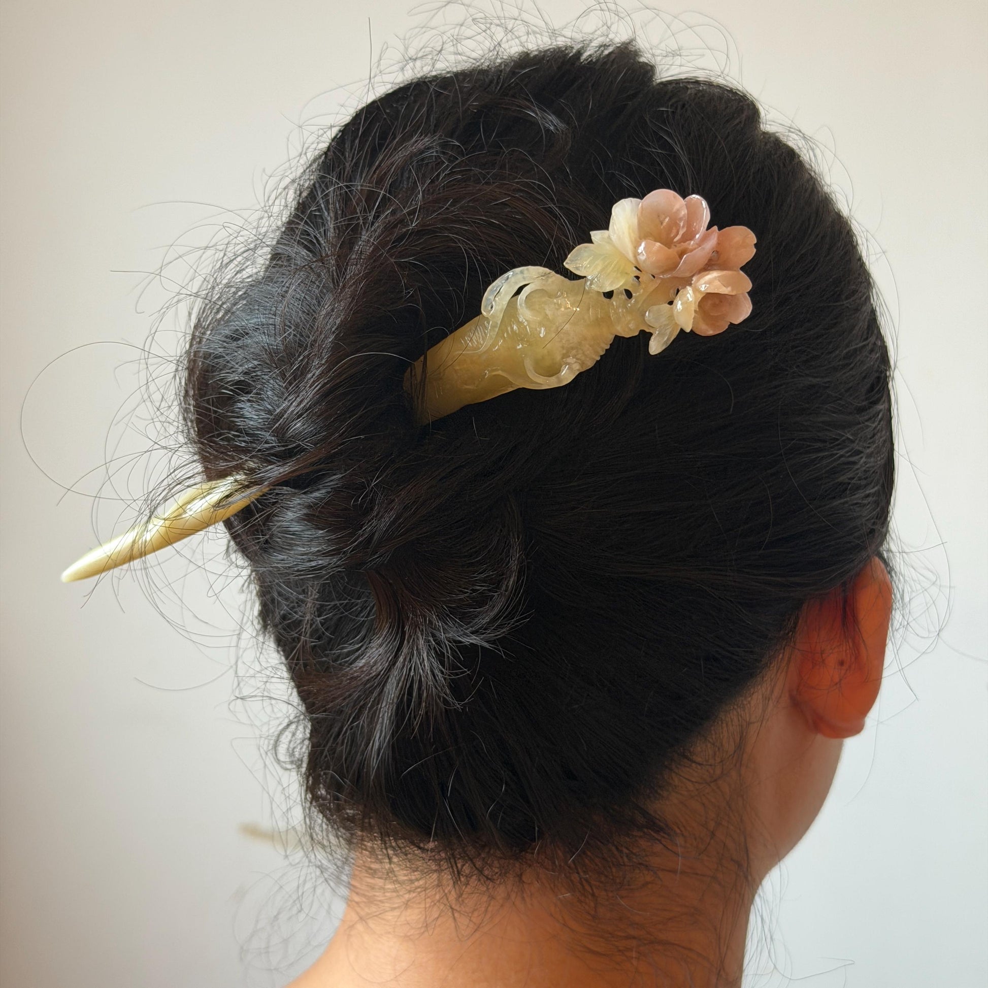 Xiu Jade Serpentine Hand Carved Pink Ginseng Flower Hair Pin: Natural Yellow & Pink Jade Handcrafted Hair Stick 3D stone carving Hair Jewelry Asian Chinese Vintage Hanfu Hair Fork gift for her pink jade carving yellow jade flower carving flower carving hand engraved ginseng hairpins japanese hair stick korean hair pins vinatge hair fork chinese hair comb antique hairpins wedding headpiece engagement hair jewelry bridal shower gift hair accessory 3D stone carving asian hair crown birthday gift