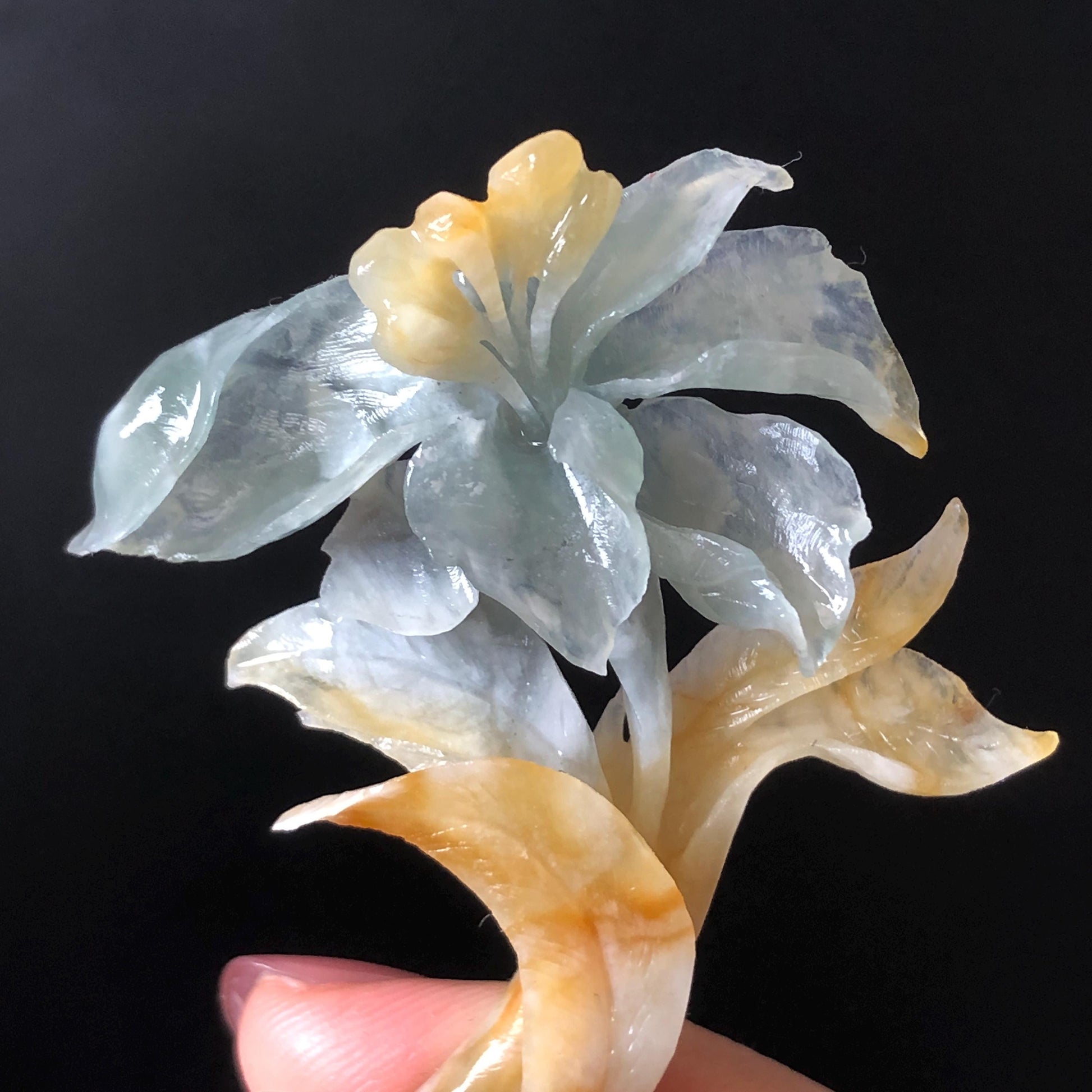 Xiu Jade Serpentine Hand Carved Lily Flower Small Hair Pin: Multicolor Caramel Yellow Blue Jade Handcrafted Hair Stick 3D stone carving Hair Jewelry | Asian Chinese Vintage Hanfu Hair Fork gift for her blue jade carving yellow jade flower carving lily carving hand engraved lily hairpins japanese hair stick korean hair pins vinatge hair fork chinese hair comb antique hairpins wedding headpiece engagement hair jewelry bridal shower gift bridal hair accessory 3D stone carving asian hair crown