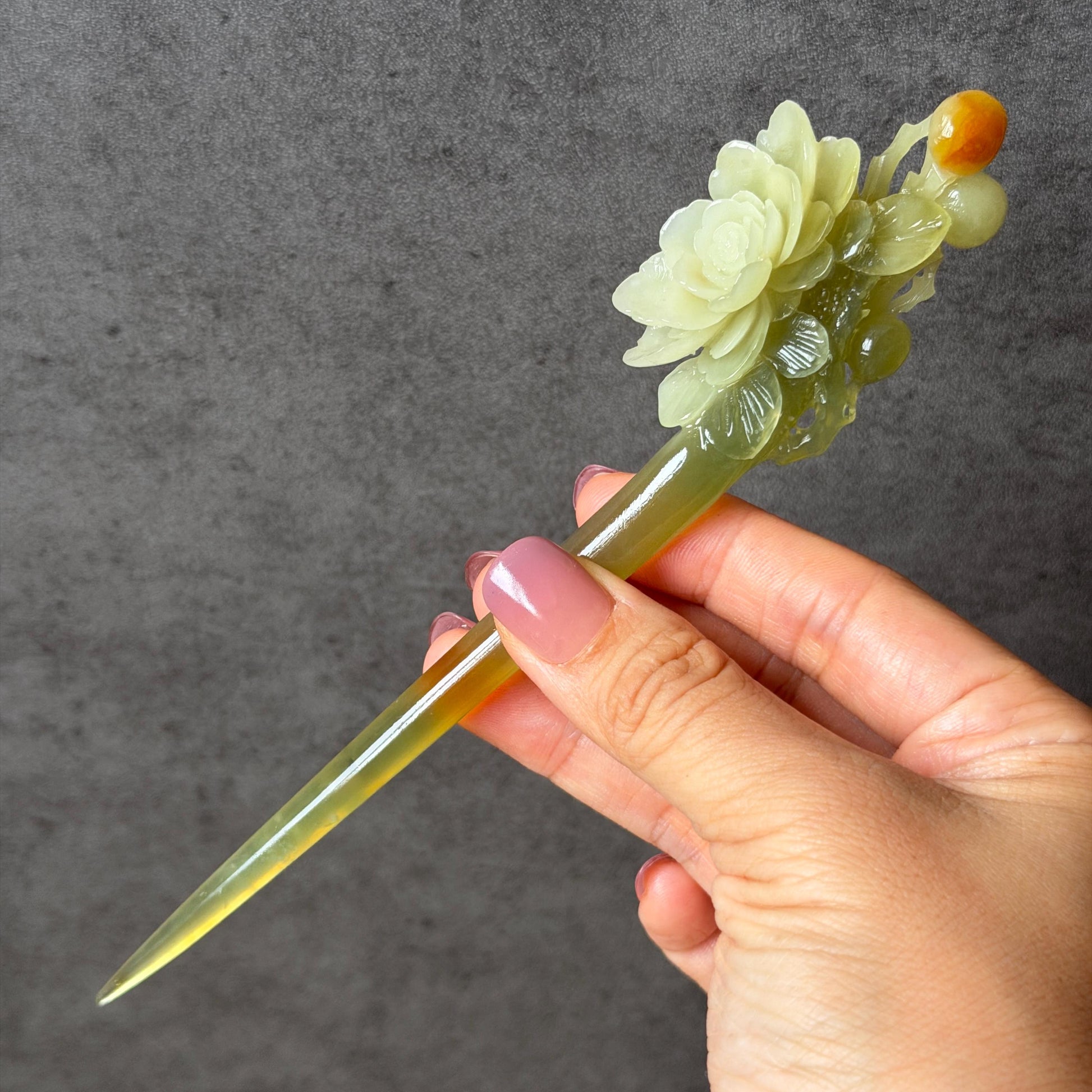 Xiu Jade Serpentine Hand Carved Camellia Flower Hair Pin with Certificate
