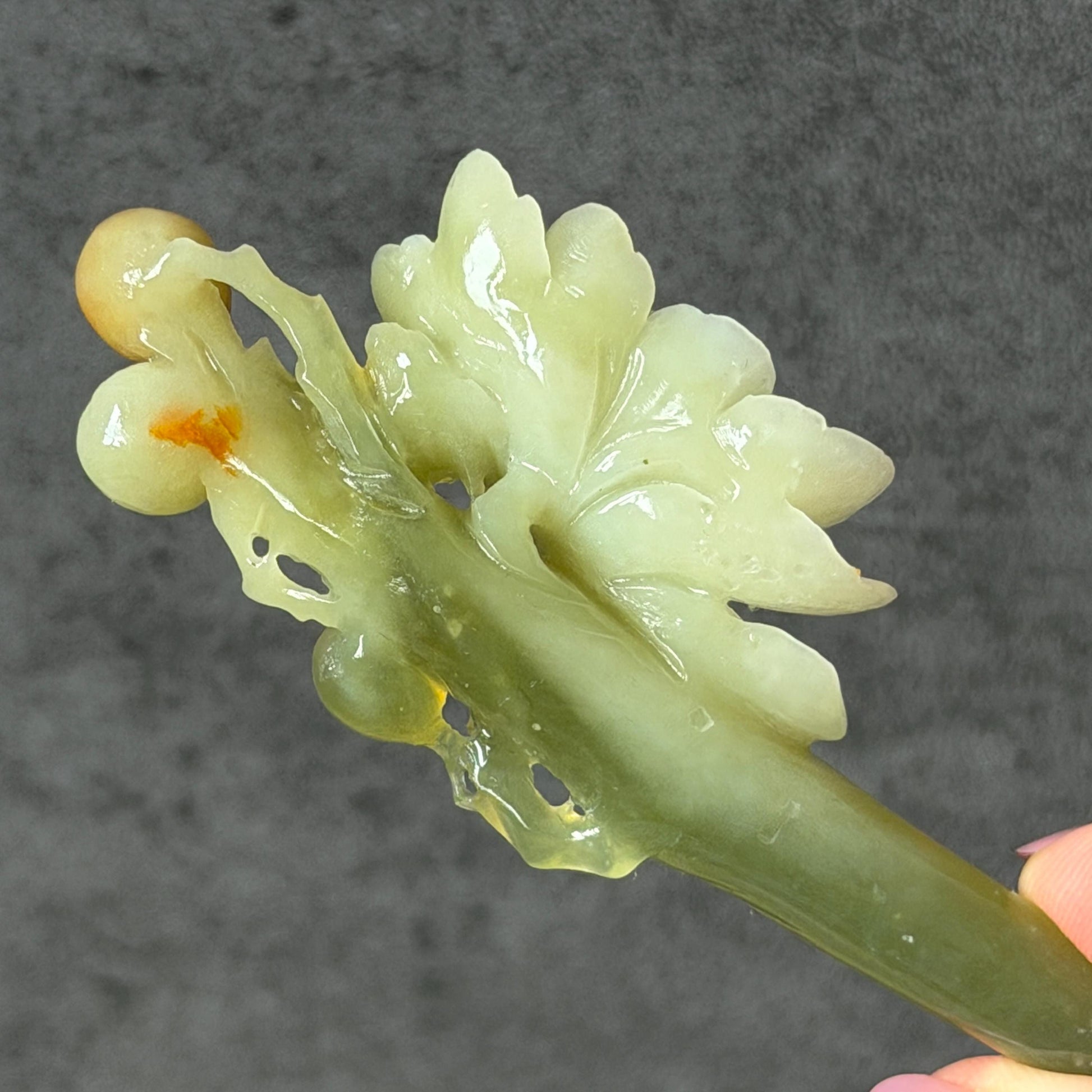 Xiu Jade Serpentine Hand Carved Camellia Flower Hair Pin with Certificate