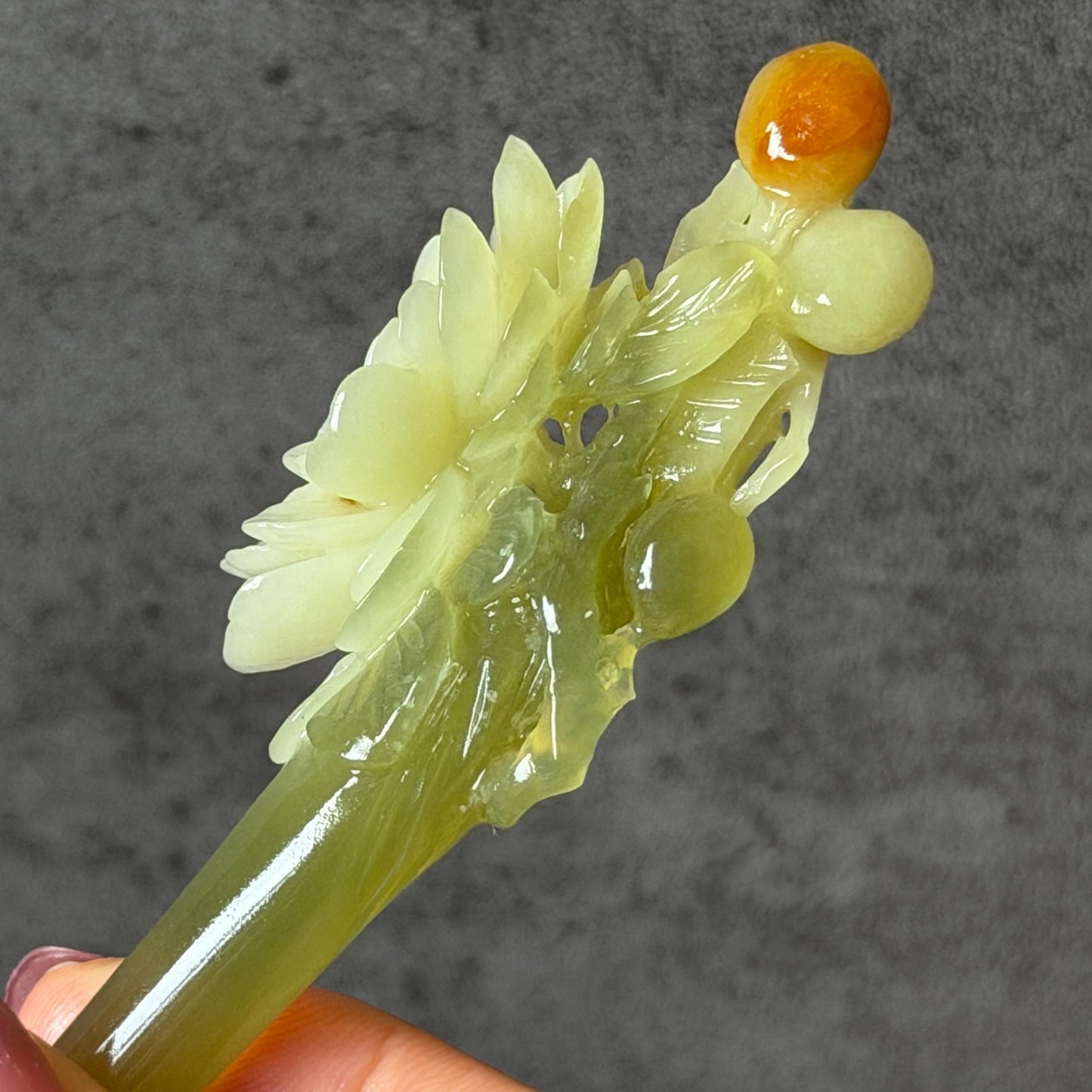 Xiu Jade Serpentine Hand Carved Camellia Flower Hair Pin with Certificate