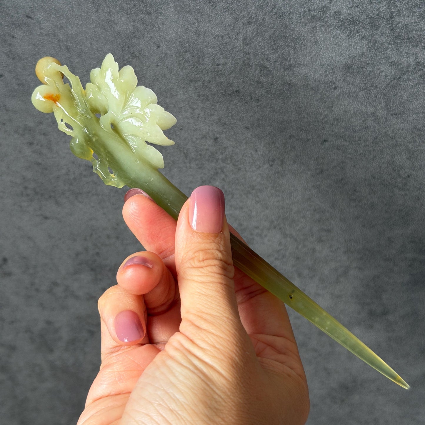 Xiu Jade Serpentine Hand Carved Camellia Flower Hair Pin with Certificate