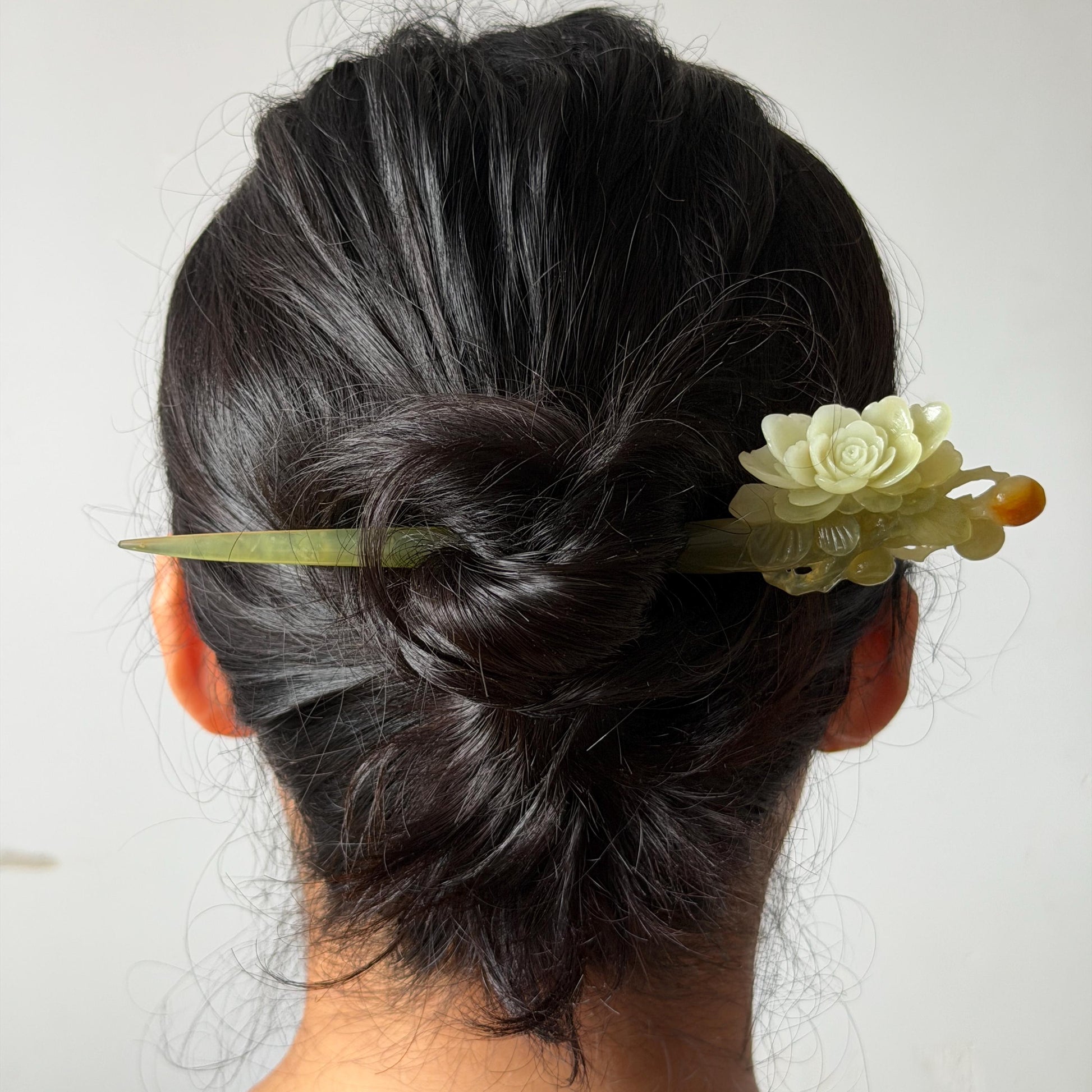 Xiu Jade Serpentine Hand Carved Camellia Flower Hair Pin with Certificate