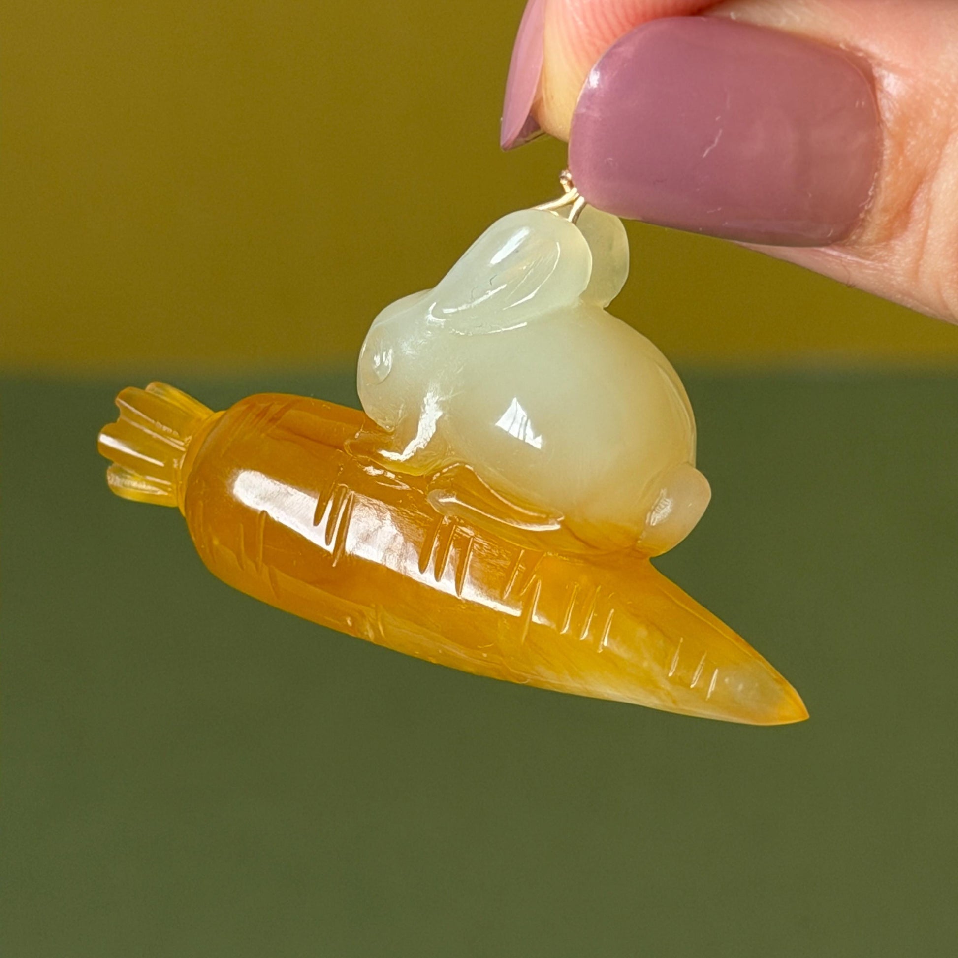 Xiu Jade Rabbit & Carrot Hand Carved Pendant Adjustable Necklace: Certified Natural Serpentine Orange White Jade Handcrafted Charm 3D Stone Carving  rabbit carving bunny carving rabbit pendant bunny charm carrot pendant raddish pendant adjustable necklace choker jade with certificate untreated jade lucky charm rabbit lover gift bunny lover gift handcrafted jade white jade carving orange jade icy jade