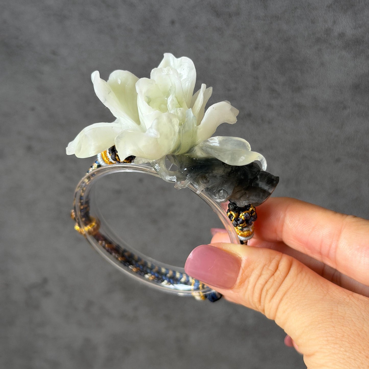 Xiu Jade Gardenia Flower Hand Carved Charm Braided Bracelet: Natural Serpentine Black & White Jade Adjustable Bracelet 3D Stone Carving    adjustable bracelet woven bracelet rope 3D jade carving white jade black jade natural untreated jade handcrafted charm bead bracelet handmade bracelet flower carving peony carving hand engraved charm chinese braided bracelet vintage bracelet antique bracelet lucky rope flower lover gift birthday gift handcrafted bracelet birthday gift handmade bracelet