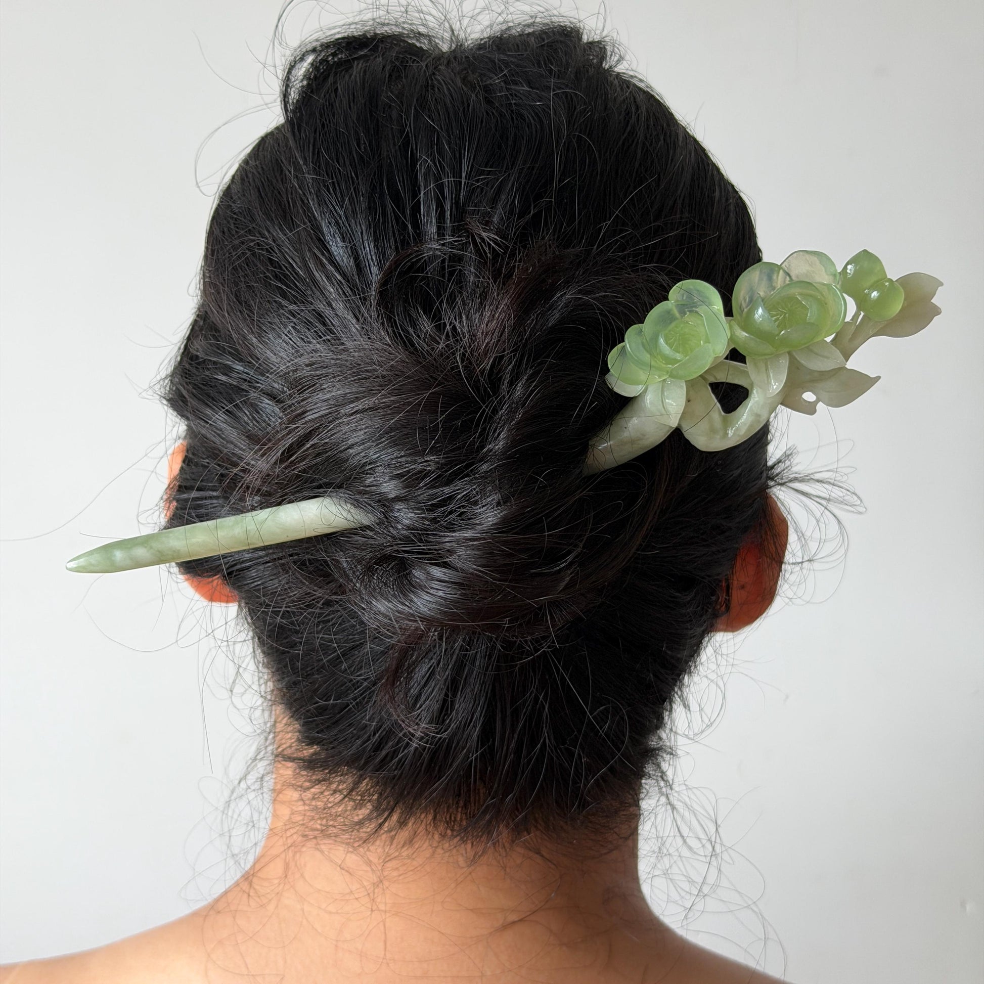 Xiu Jade Peach Blossom Flower Hand Carved Hair Pin: Certificate Natural Serpentine White Green Jade Handcrafted Hanfu Hair Stick Gift for her Bridal Shower gift bridal hair clip wedding headpiece wedding hair jewelry bridal hair accessories green jade carving white jade hand engraved flower hair stick japanese hairpins korean hair stick chinese hair comb vintage hair pins antique hair fork hanfu hair pins certified untreated jade 3D stone carving hair claws hair crown