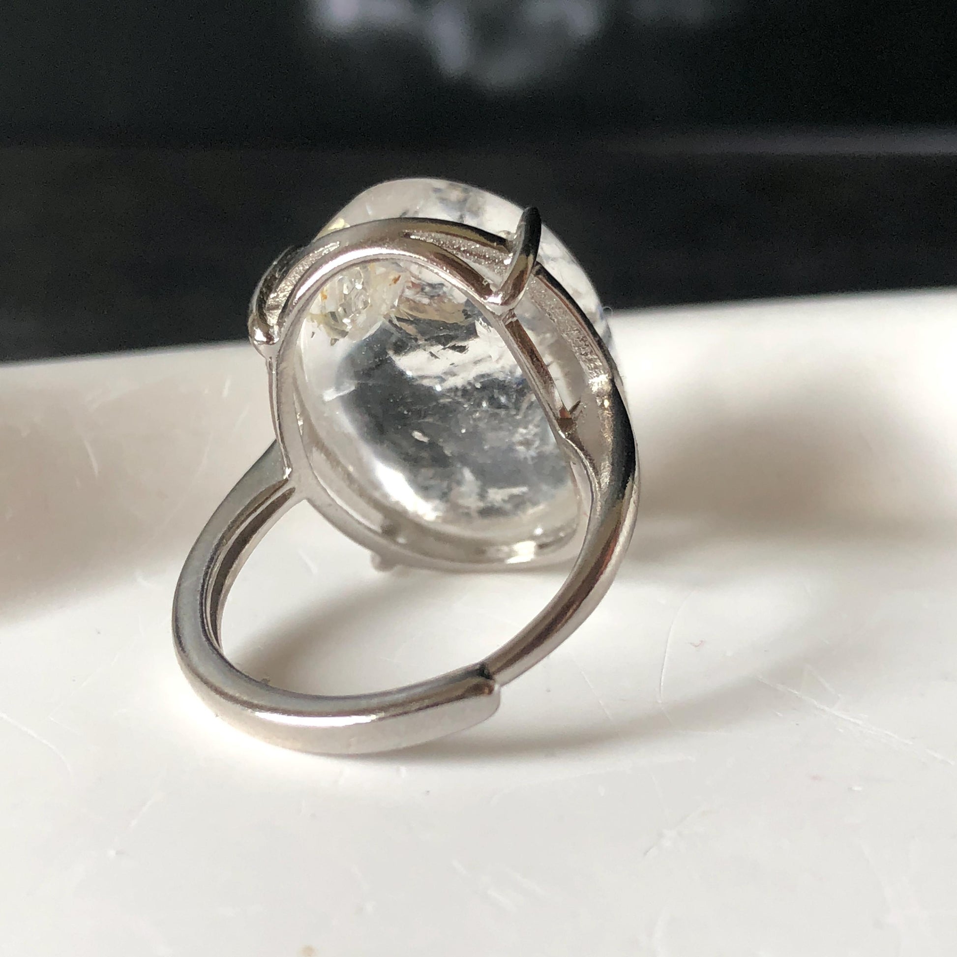 Enhydro Quartz (Herkimer Diamond) S925 Sliver Adjustable Ring: Rainbow! 2 sites of Moving Shimmering Black Mica & Black Bubble Rare Polished Inclusion Crystal Statement Ring for Women  ring crystal band ring crystal cocktail ring crystal stackable ring 7 chakra crystal ring meditation crystal healing stone birthstone ring for men rainbow quartz inclusion quartz inclusion crystal minerals specimen silver ring free size ring adjustable ring holder rain quartz quick sand inclusion water inclusion