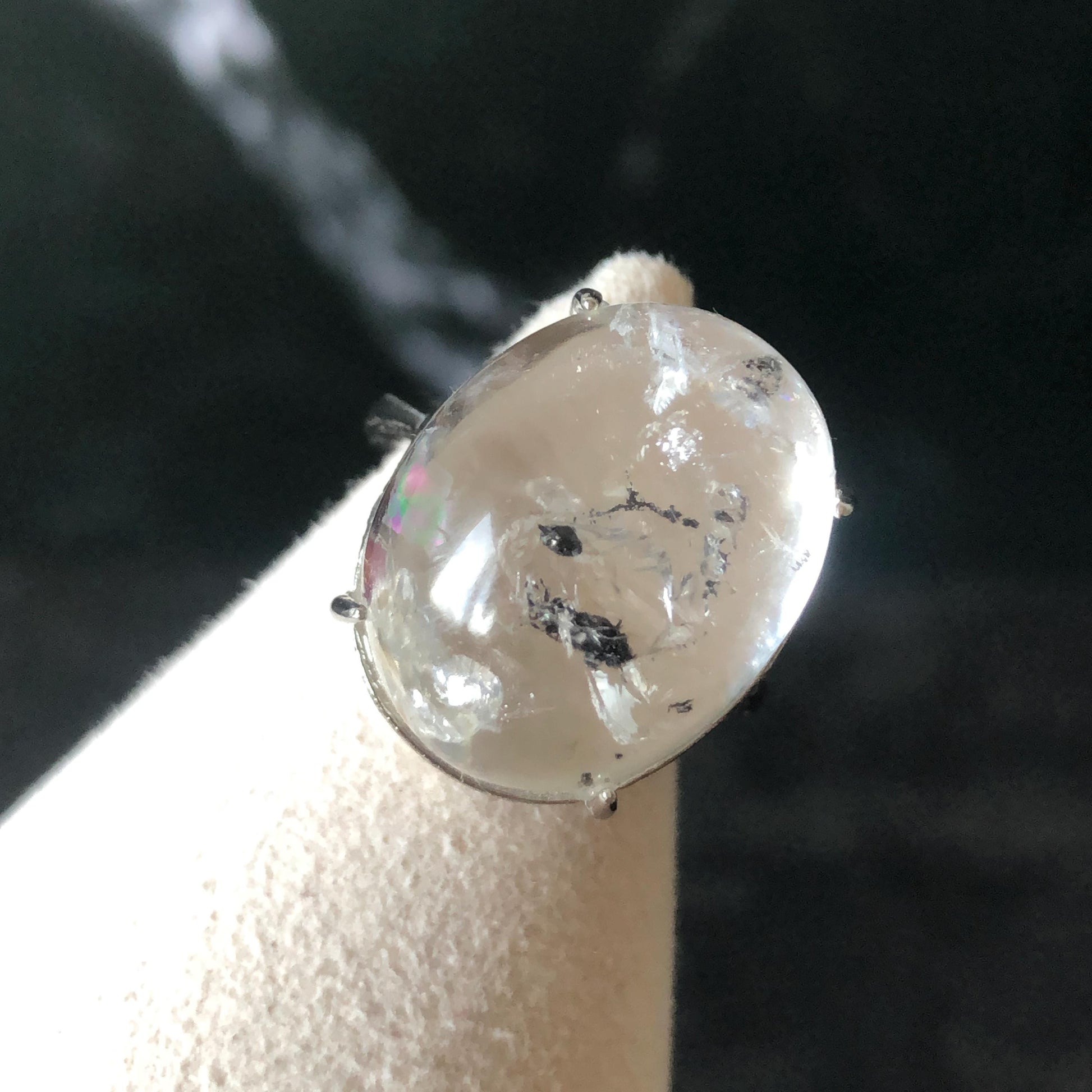 Enhydro Quartz (Herkimer Diamond) S925 Sliver Adjustable Ring: Rainbow! 2 sites of Moving Shimmering Black Mica & Black Bubble Rare Polished Inclusion Crystal Statement Ring for Women  ring crystal band ring crystal cocktail ring crystal stackable ring 7 chakra crystal ring meditation crystal healing stone birthstone ring for men rainbow quartz inclusion quartz inclusion crystal minerals specimen silver ring free size ring adjustable ring holder rain quartz quick sand inclusion water inclusion