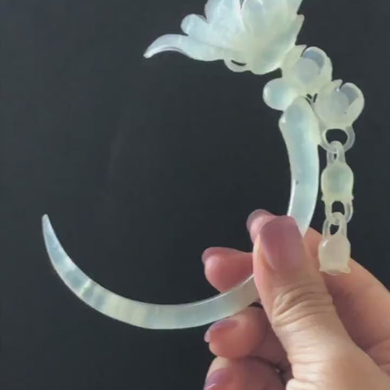 Xiu Jade Serpentine Crescent Moon Butterfly & Lily of Valley Flower Hair Stick Dangle: Certified White Jade Hand Carved Half Moon Hair Pin
