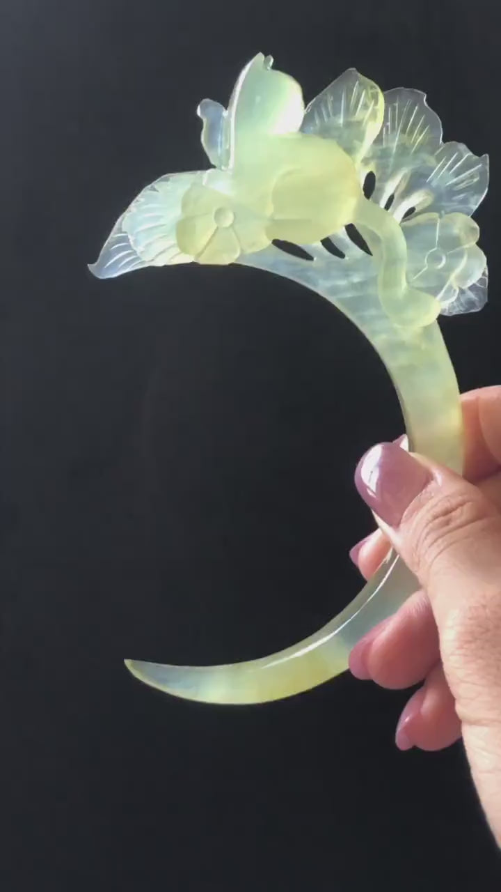 Certified Xiu Jade Serpentine Hand Carved Cat Kitten & Flower Green Jade Hair Pin