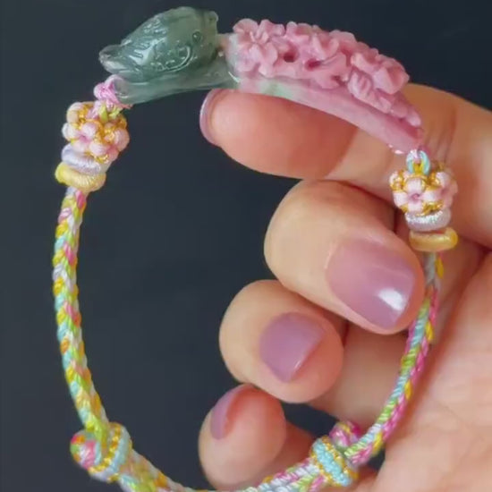 Xiu Jade Serpentine Hand Carved Bird & Flower Charm Braided Bracelet: Natural Green and Pink Jade Adjustable Bracelet 3D Stone Carving